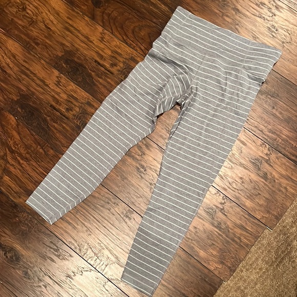 EUC Athleta leggings - Picture 1 of 4